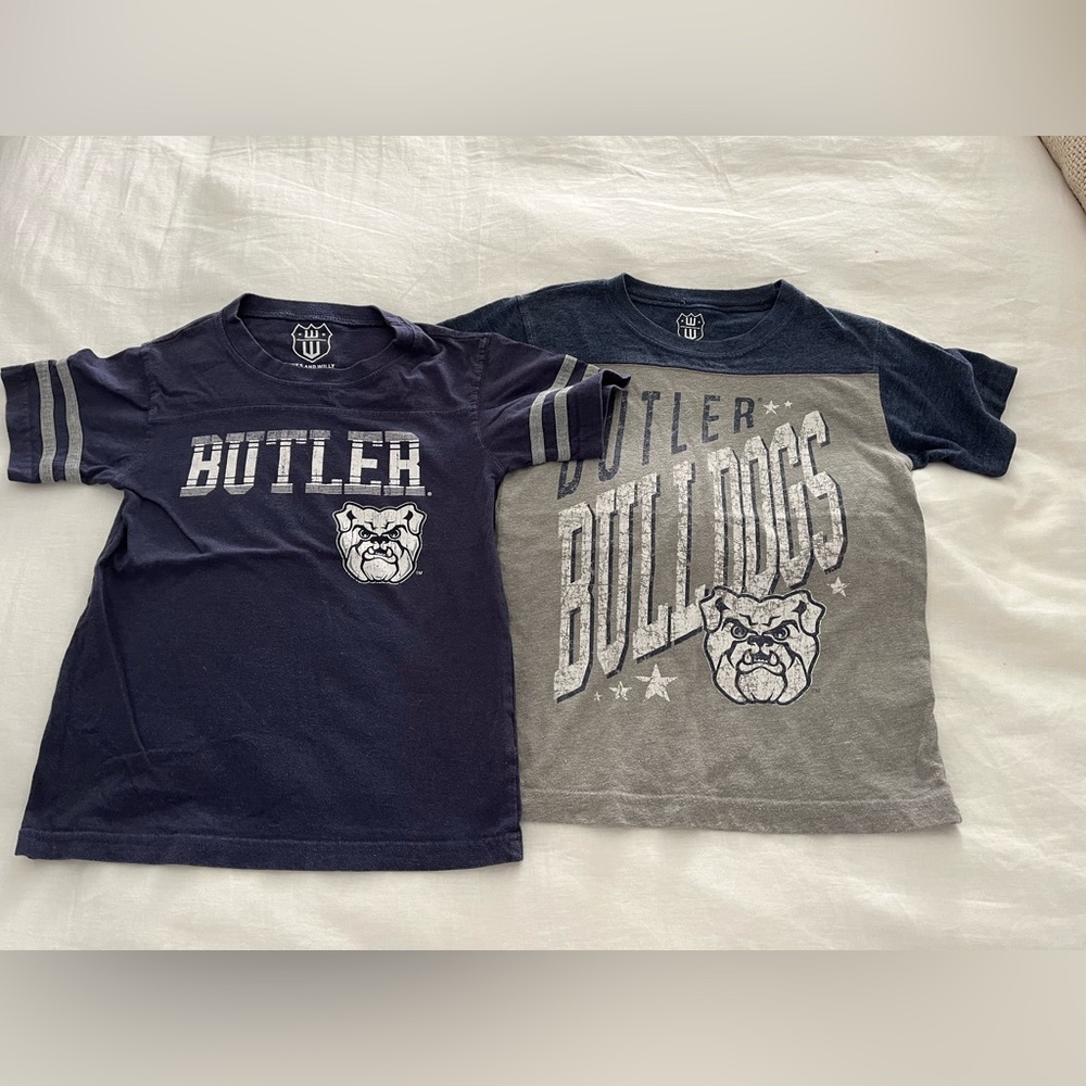 Wes and Willy butler bulldogs kids shirts size 6